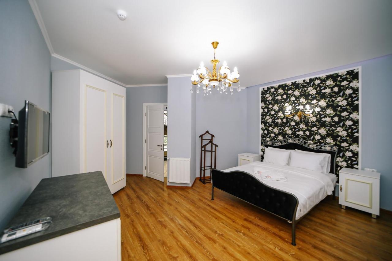 Rose Hotel Vake Τυφλίδα Εξωτερικό φωτογραφία