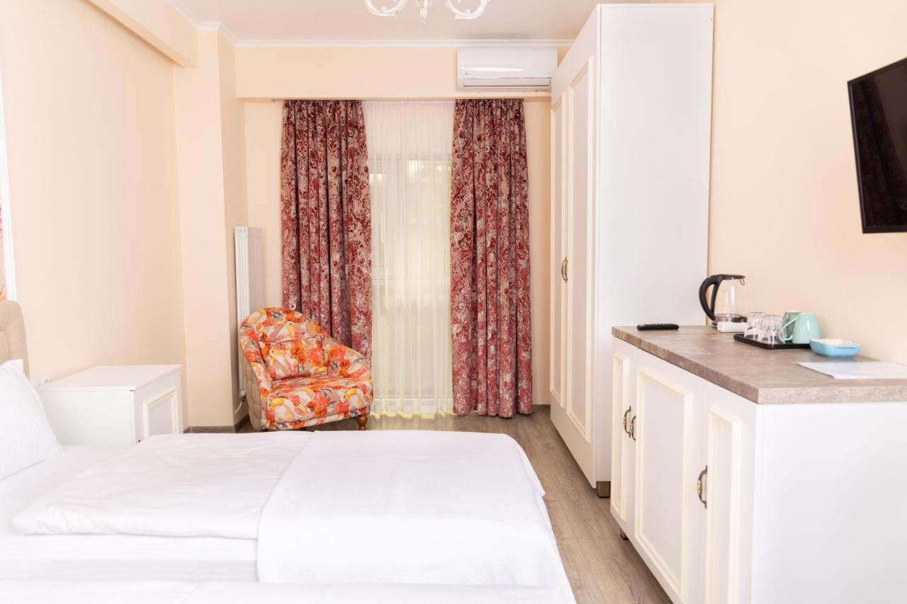 Rose Hotel Vake Τυφλίδα Εξωτερικό φωτογραφία